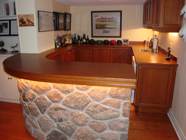 Custom Bar And Built-in Entertainment Units By Reno Experts